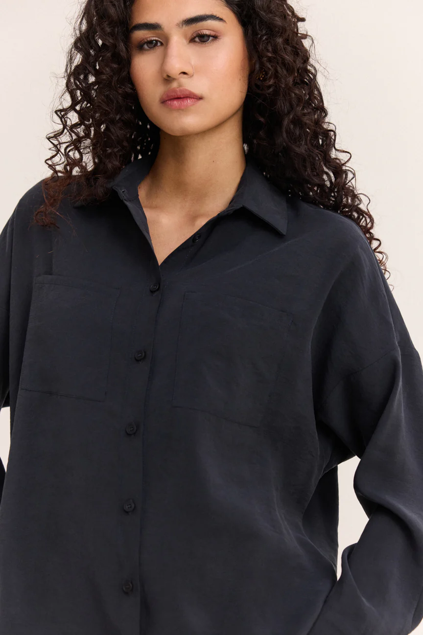 261083_POUKAMISO_BLE_3_1366x